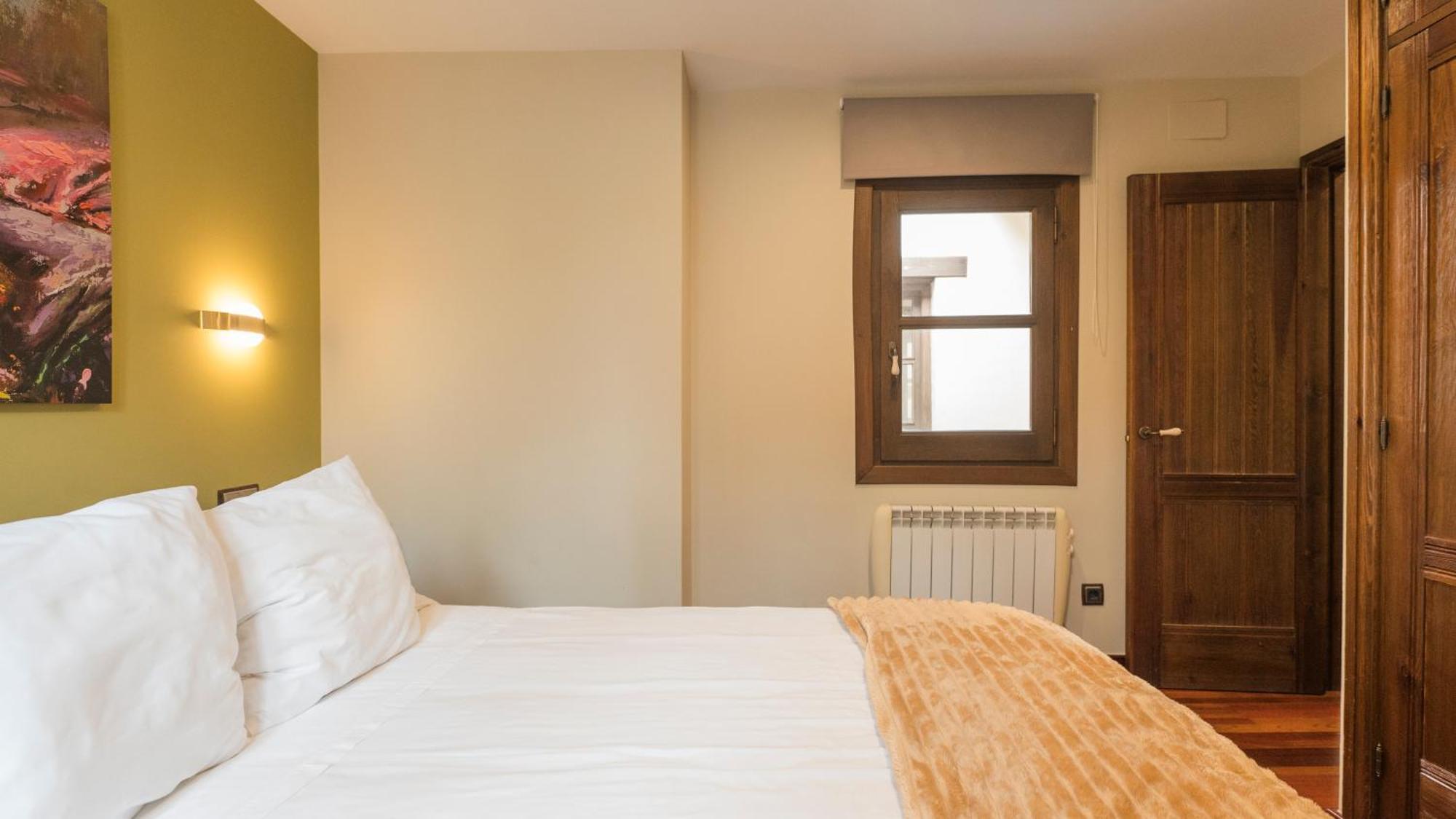 Apartamentos Las Teresitas Junto A La Catedral Toledo Zimmer foto